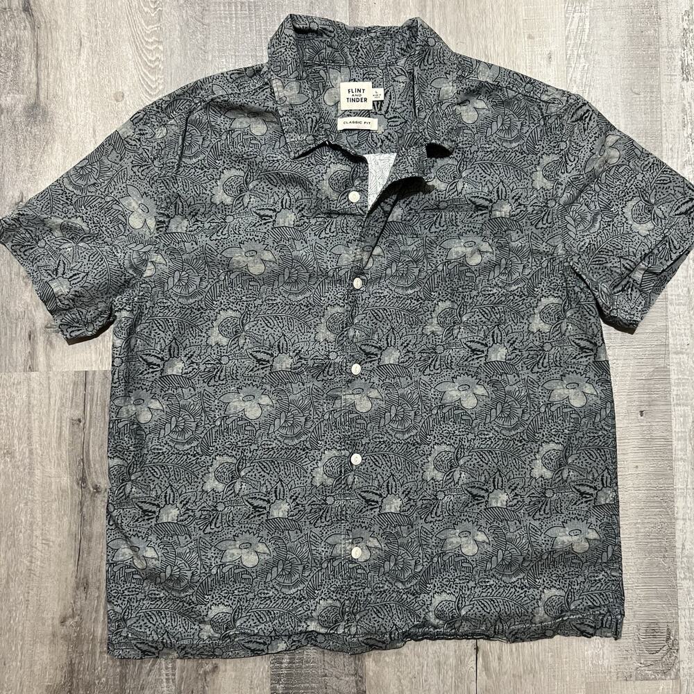 Flint And Tinder Hawaiian Loop Collar Camp Shirt Blue Floral Button Shirt Sz L